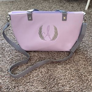 Thirty-one faux leather purse